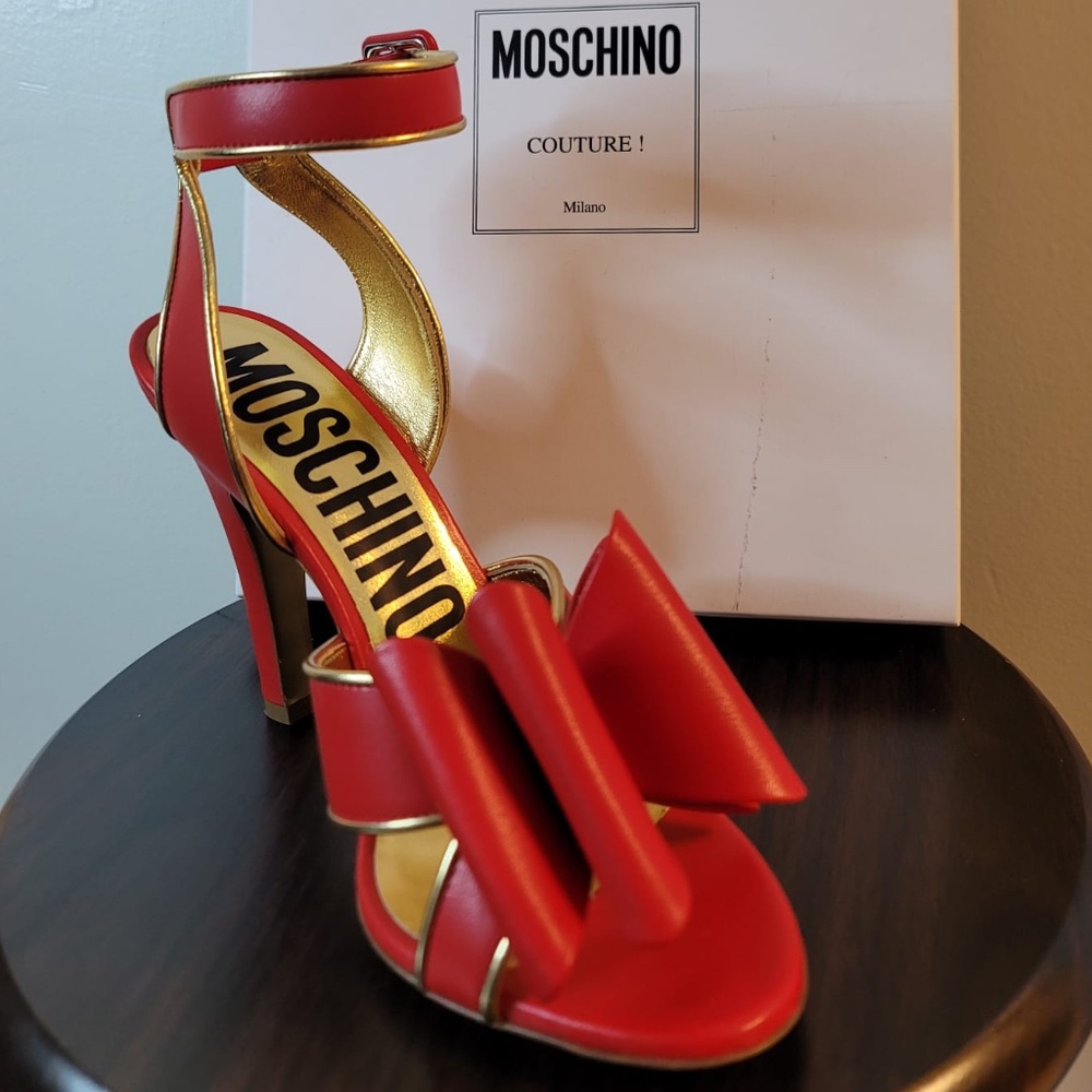 Moschino red and gold bow high heel sandals